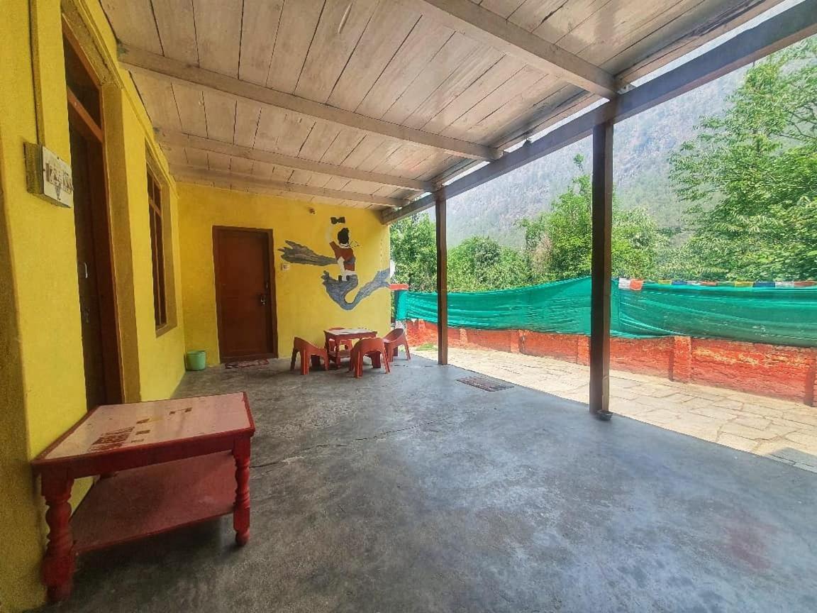 Wake N Bake Kasol Exterior photo
